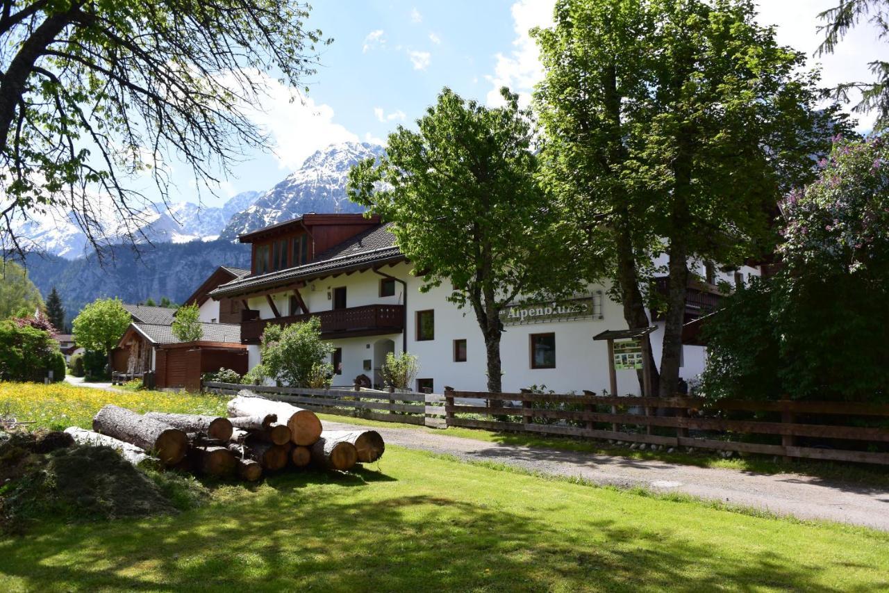 Haus Alpenblume Apartamento Ehrwald Exterior foto