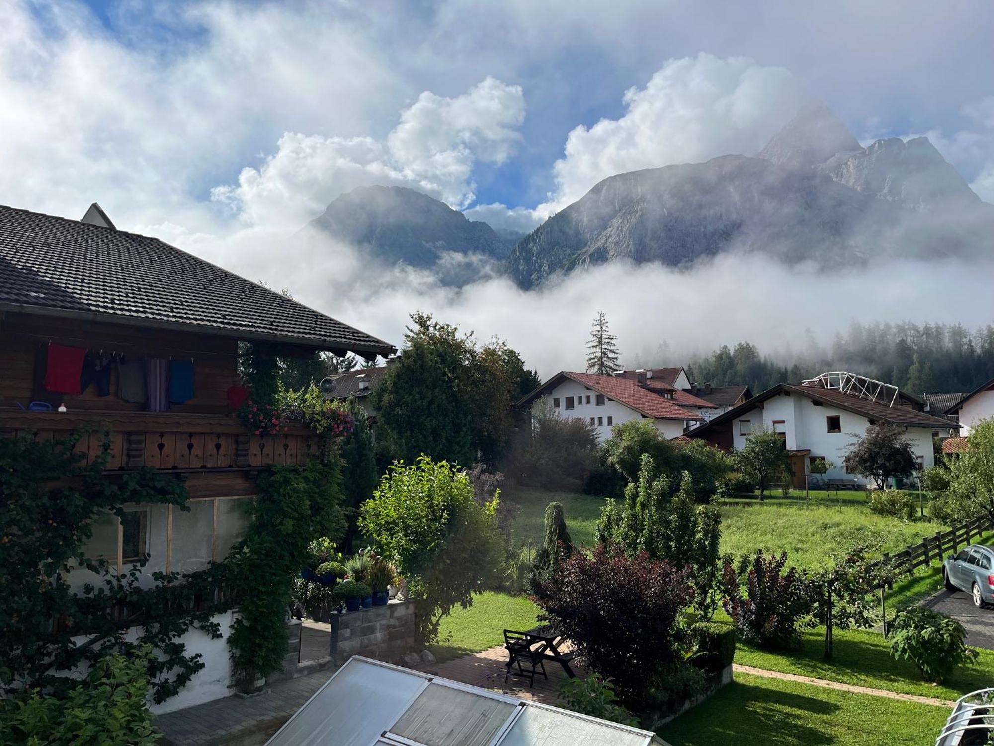 Haus Alpenblume Apartamento Ehrwald Exterior foto