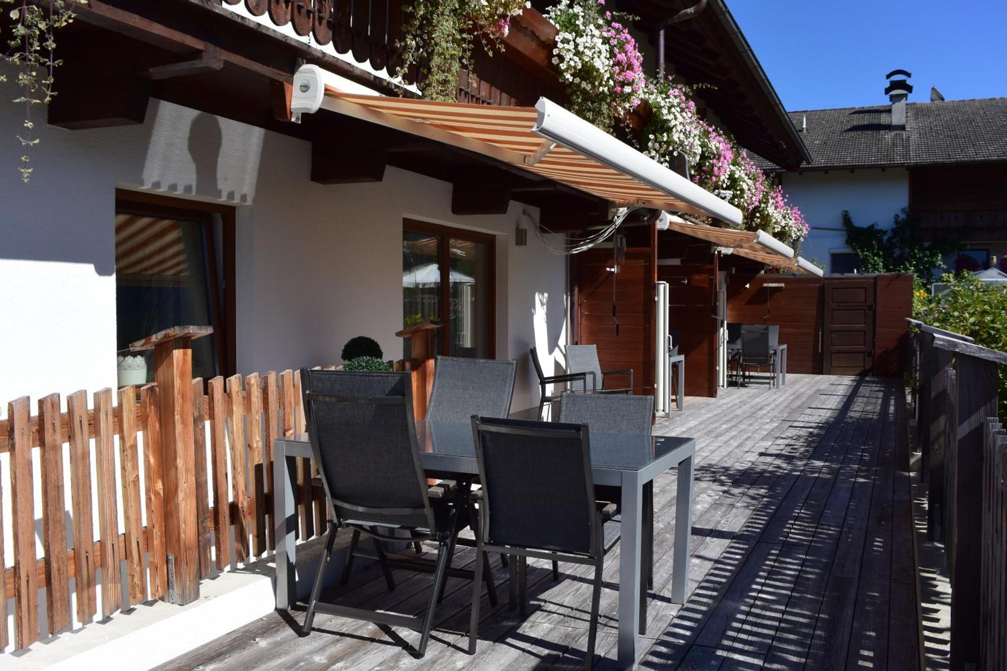Haus Alpenblume Apartamento Ehrwald Exterior foto