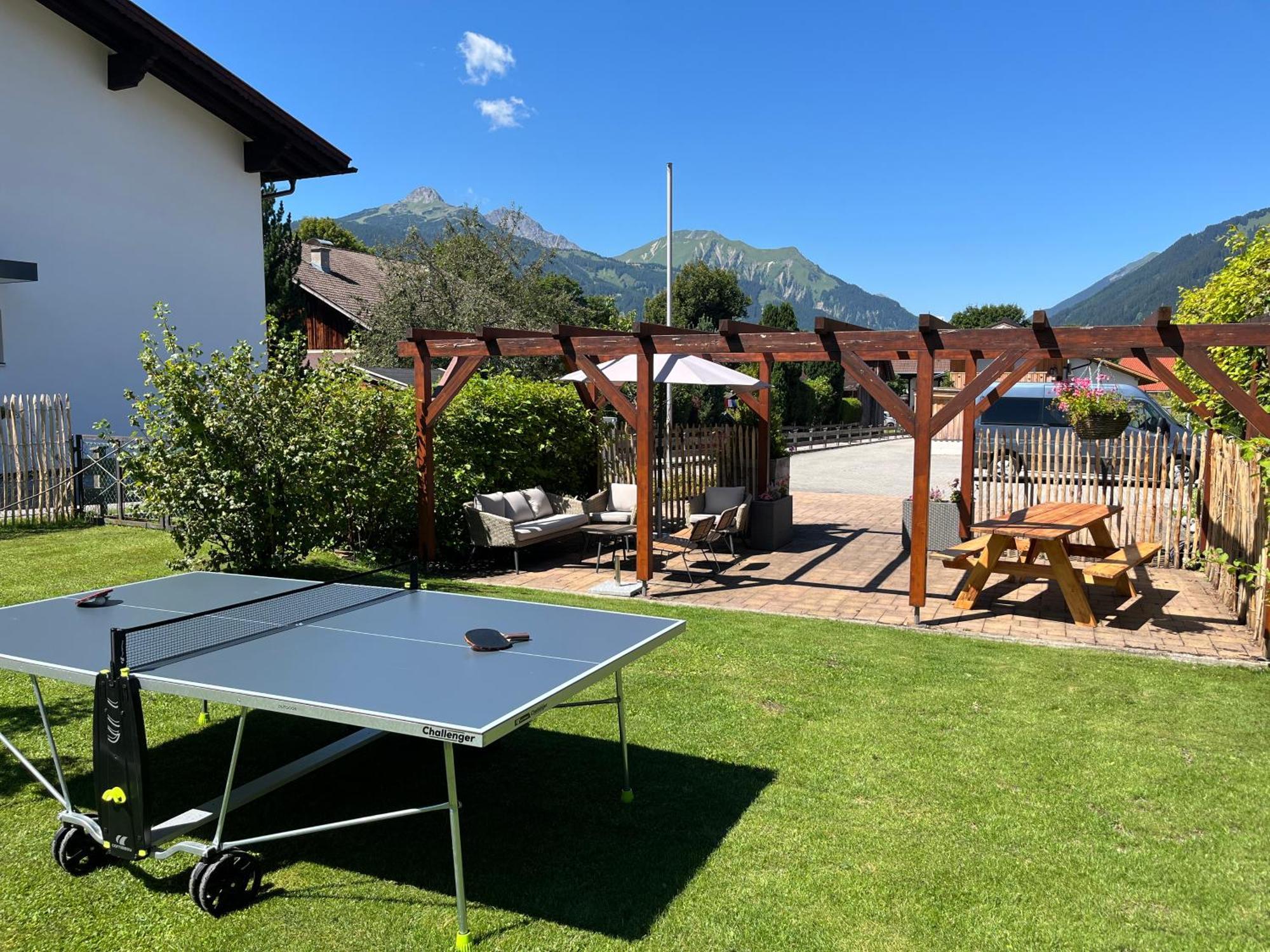Haus Alpenblume Apartamento Ehrwald Exterior foto